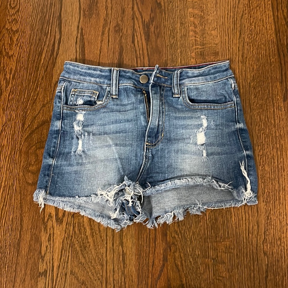 Distressed Denim Shorts High-Waisted